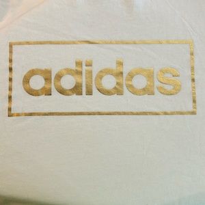 Adidas t-shirt